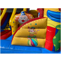 Aktivitätscenter Rutsche im Innenbereich Clown