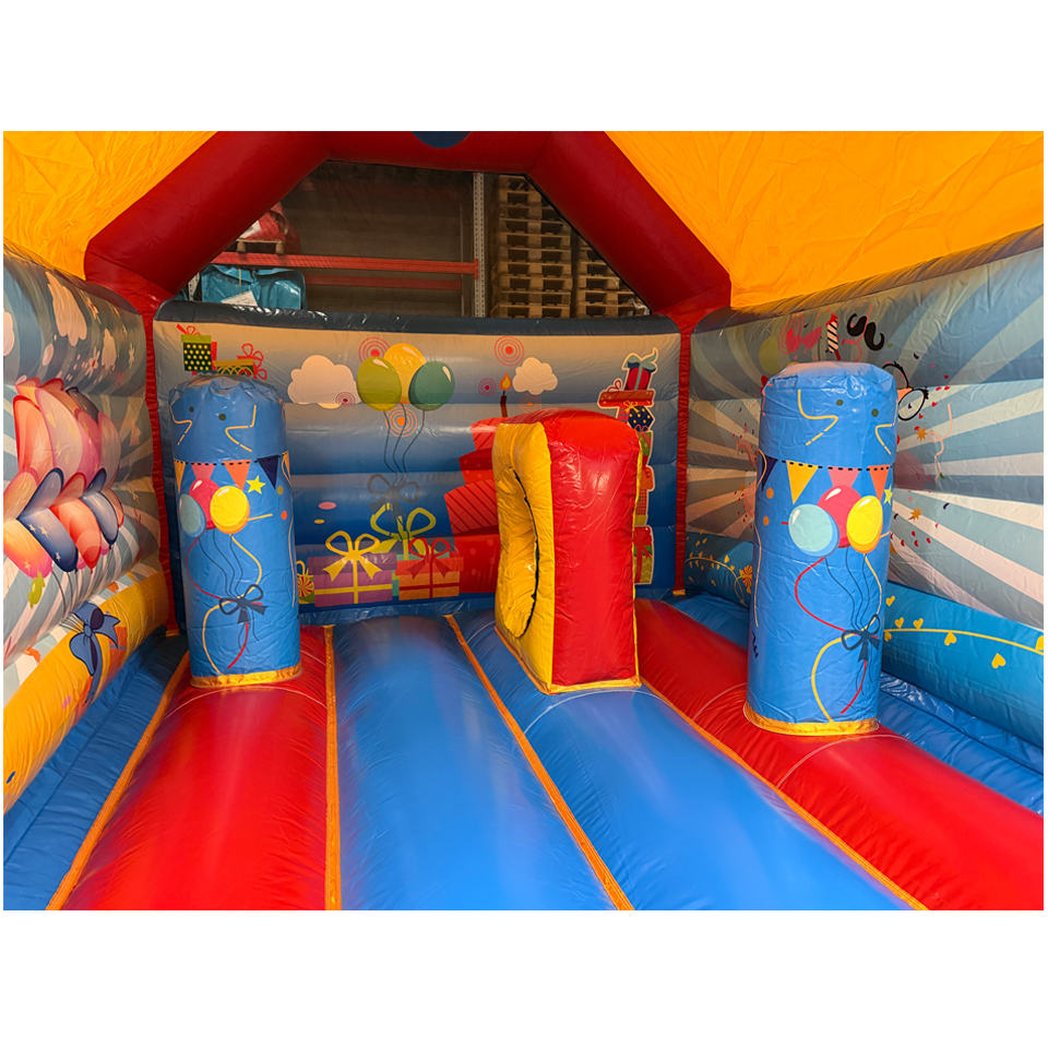 Hüpfburg Aframe Midi Fest mit Hindernissen