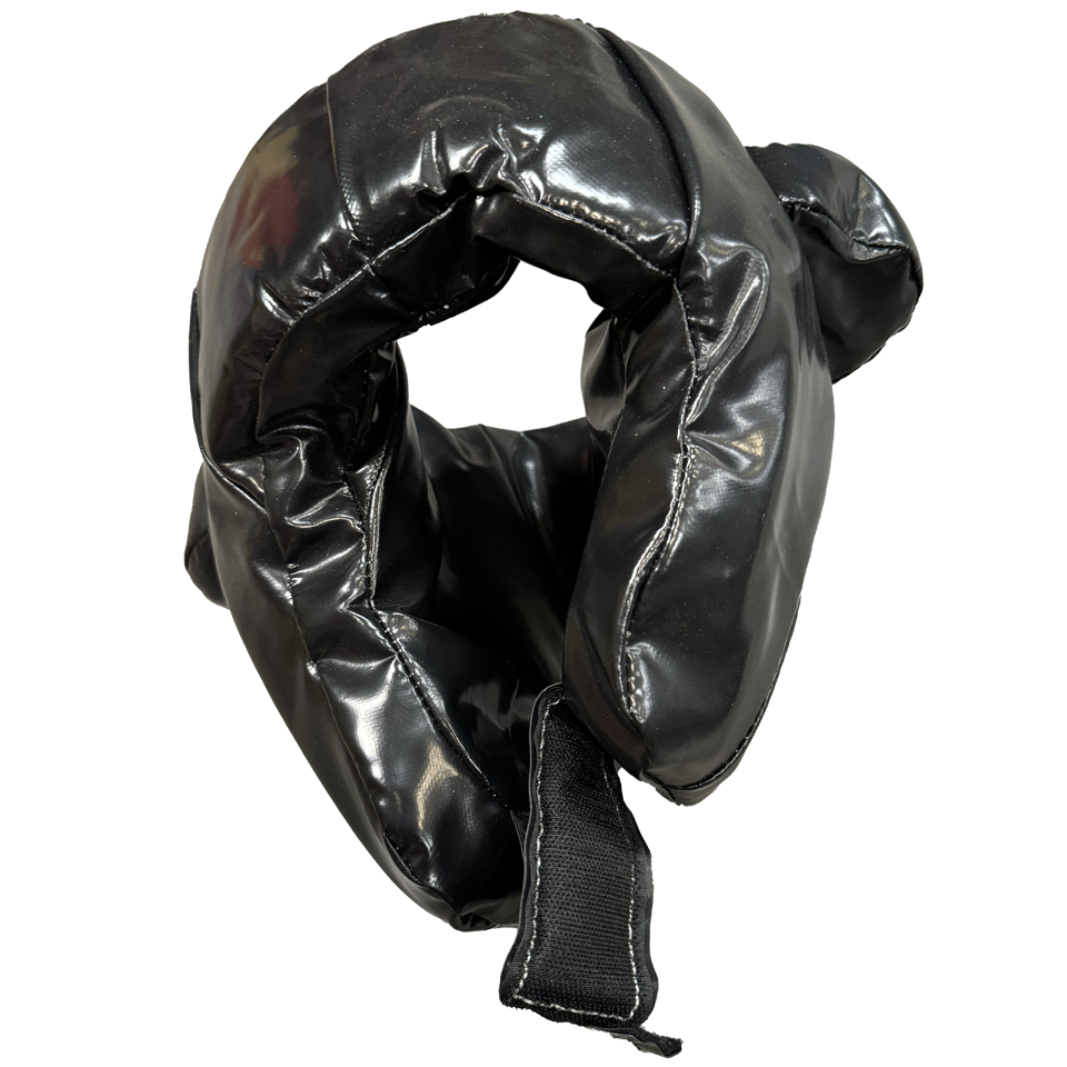 Schwarze Helme