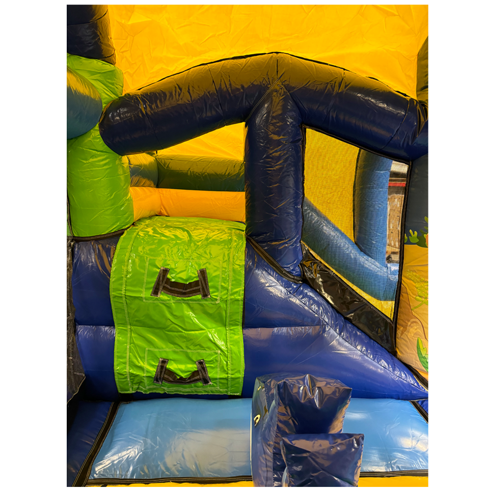 Château Gonflable avec 2 Toboggans Mer