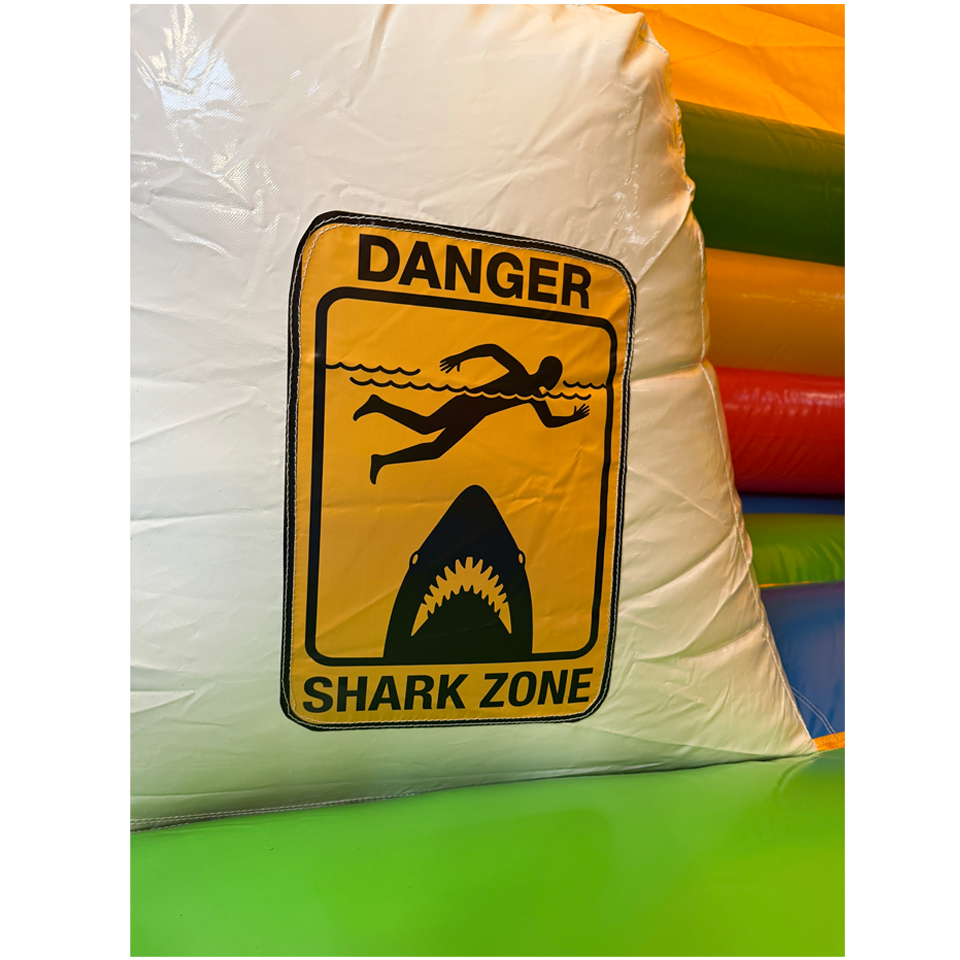 Combo château gonflable de surf 3D Requin Midi avec obstacle