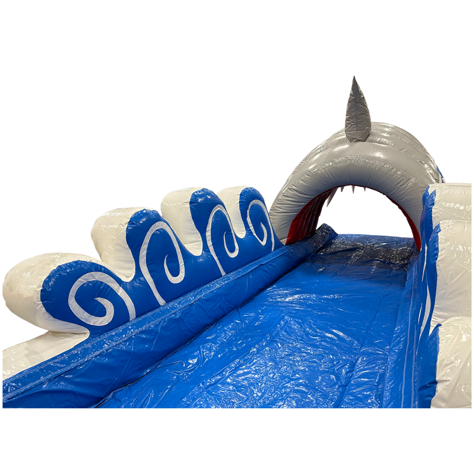Bauch-Rutschbahn Hai